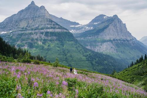JP and Kaitlyn Logan Pass